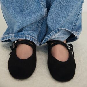 ZARA SUEDE STRAP BALLET FLATS